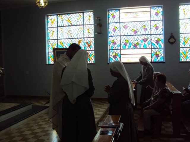 image026